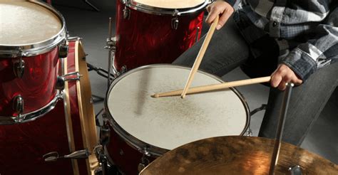 How to Tune a Snare Drum - Techniques to Get a Deep, Punchy, Fat Sound ...