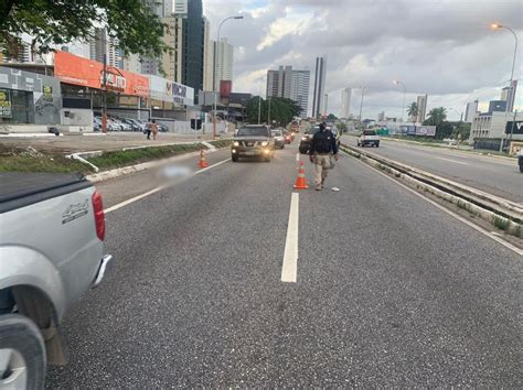 Colis O Entre Carro E Moto Deixa Uma Pessoa Morta Na Br Em Jo O