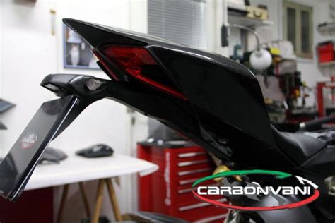 Carbonvani Ducati Panigale Carbon Fiber Superleggera Style Mono