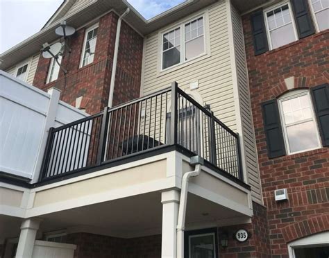 Cambridge On Aluminum Railings And Column Systems Waterloo Railings