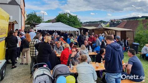 BRK Windischeschenbach Endlich Wieder Ein Zoigl Gartenfest Onetz