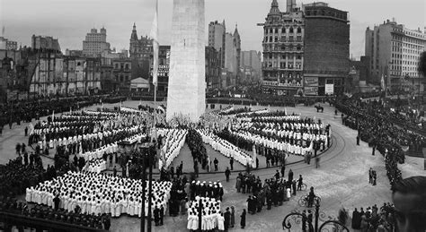 La Ciudad Renovó El Obelisco Que Cumplió 85 Años Este 23 De Mayo Diario De Cultura