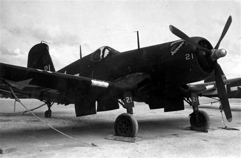 Asisbiz Vought F4U-1D Corsair VMF-512 White 21 Brooklyn Butcher 03