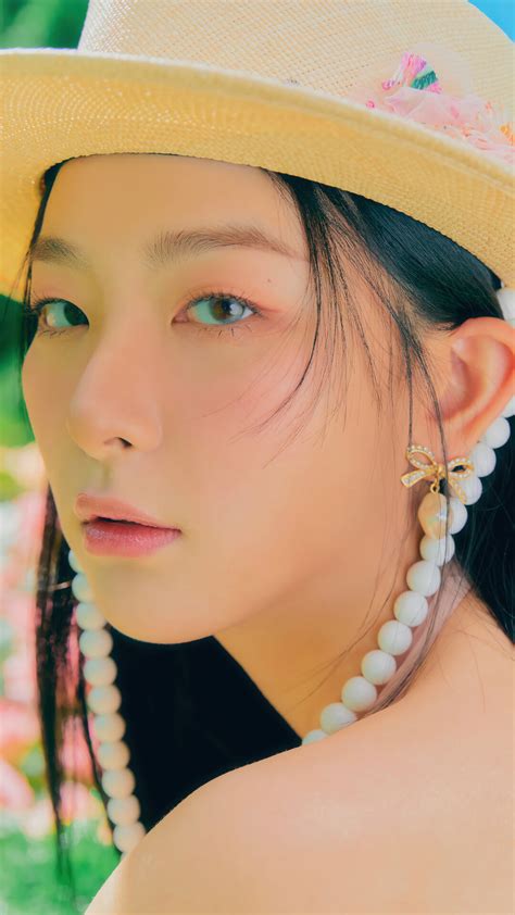 Seulgi Red Velvet Feel My 4k 1831g Wallpaper Pc Desktop