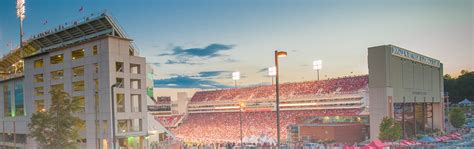 Donald W. Reynolds Razorback Stadium | Arkansas Razorbacks