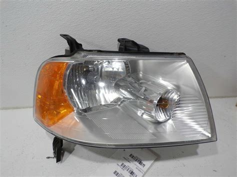 05 06 07 Ford Freestyle Right Passenger Head Light Lamp Headlight