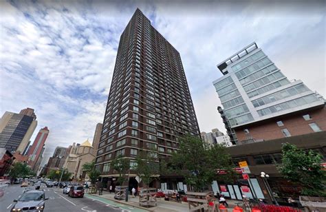 300 East 34th Street | Apartments For Rent In Kips Bay