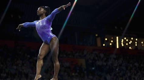 Tokyo 2020 Gymnastique Simone Biles De Retour Alignée Sur La