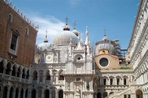 Stile E Caratteristiche Dellarchitettura Veneziana HiSoUR Ciao