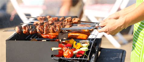 Tips For Hosting The Ultimate Backyard Barbecue