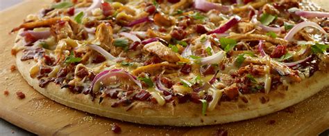 Bbq Chicken Bacon Pizza Hormel® Black Label® Bacon