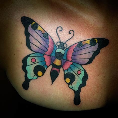 Traditional Butterfly Tattoo Tattoo Abyss Montreal