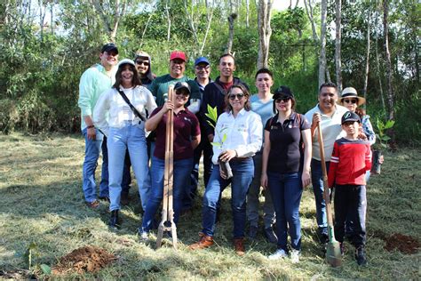 Participa CGE en Jornada de Reforestación