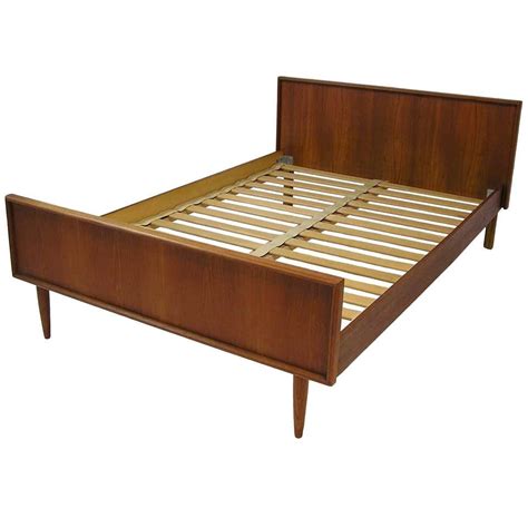 Danish Modern Teak Platfom Bed King Size Mid Century Modern At 1stdibs