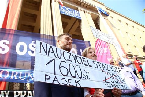 Protest nauczycieli 2019 Strajkować chcą nauczyciele spoza ZNP