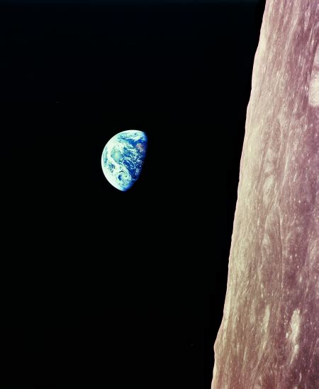 The real meaning of the Apollo 8 Earthrise image – Behind The Black – Robert Zimmerman