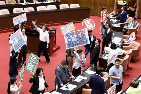 快訊／總預算案第五度卡關 藍白58人合力擋住49贊成票