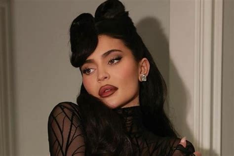 Kylie Jenner Makes Waves In Spectacular Lingerie Marca