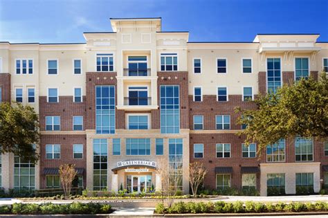 District At Greenbriar Apartments Rice University Off Campus