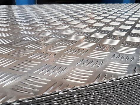 4x8 Sheet Of 1 4 Inch Aluminum Diamond Plate Mingtai Aluminum