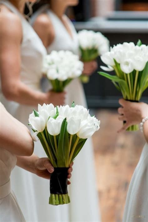 16 Tulip Wedding Bouquets For Any Season