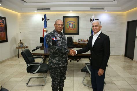 El director general de la Policía Nacional mayor general Ramón Antonio