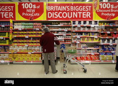 Supermarket Offer Signs Hi Res Stock Photography And Images Alamy