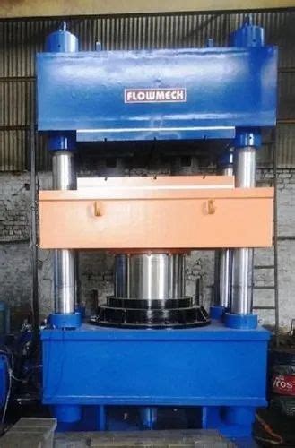 700 X 600 Mm Solid Tyre Hydraulic Compression Moulding Press 300 Tons At Rs 1000000 Rubber