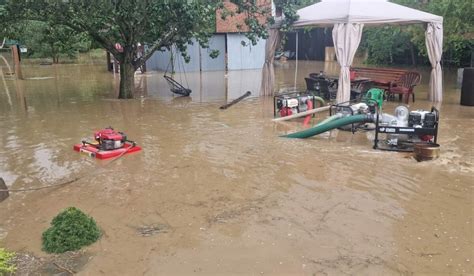 21 interwencji w powiecie rybnickim po wczorajszej ulewie Strażacy