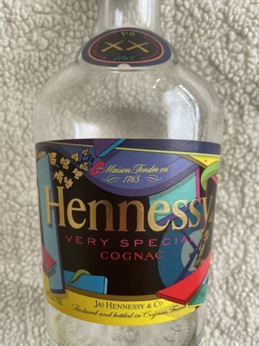 Kaws X Hennessy Limited Edition Bottle 364241 420000 Very Rare🔥🔥🔥