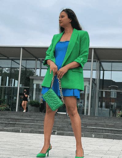 Women's Outfits with Green Shoes-13 Ways to Wear Green Shoes in 2022 ...