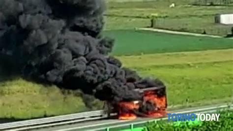 Tangenziale Nord Direzione Nord Venaria Tir In Fiamme