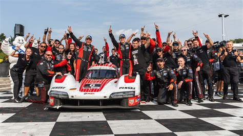 Porsche Penske Motorsport Celebrates Double Victory At Road America