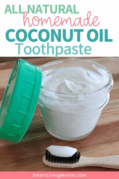 Make your own coconut oil toothpaste with this easy DIY recipe! This ...