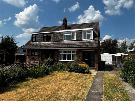 3 Bed Semi Detached House To Rent In Barnsfold Fulwood Preston Pr2