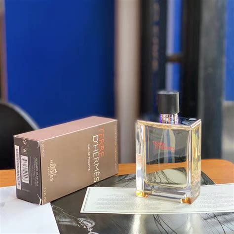 เตรียมจัดส่งแท้100 Hermes Terre Dhermes Edt Perfume 100ml น้ำหอมผู้ชาย กลิ่นหอมอ่อน Bibkgne9