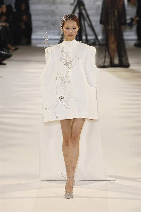 Juana Martin Fashion Show Runway Couture Spring Summer 2024 Paris Fashion Week Runway Look