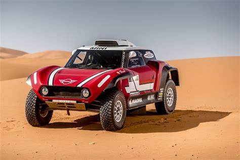 Mini Se Prepara Para Participar En El Dakar Con El Jcw Buggy