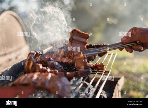 lamb chops on grill Stock Photo - Alamy