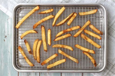 Toaster Oven Tips For Baking Crispy Frozen Fries