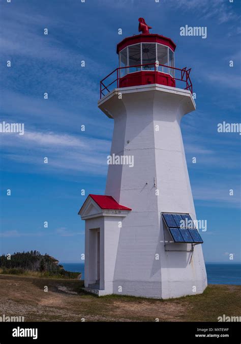 Cap-Gaspe lighthouse, Le Graves Trail, Forillon National Park, Gaspe ...