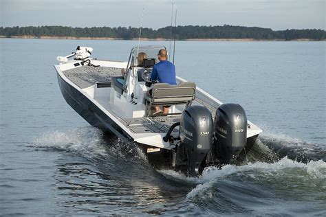 The X Bayx Bay Lounge Series By Xpress Boats