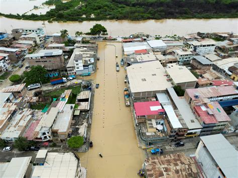 Ciclone Yaku dichiarato stato di emergenza in sei stati del Perù per