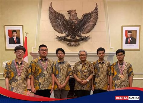 Raih 3 Medali Di Tokyo Tim Pelajar Olimpiade Fisika Diterima Dubes