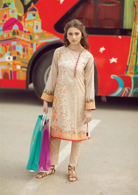 Pin By Alkaram Studio On Kurti Collection Pakistani Fashion Casual