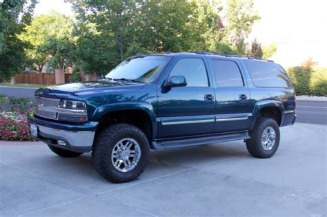 2005 Chevrolet Suburban 2500 Lt Autoride 81l 4wd Lifted Loaded