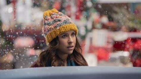 'Hot Frosty' Netflix Christmas Movie Starring Lacey Chabert and Craig