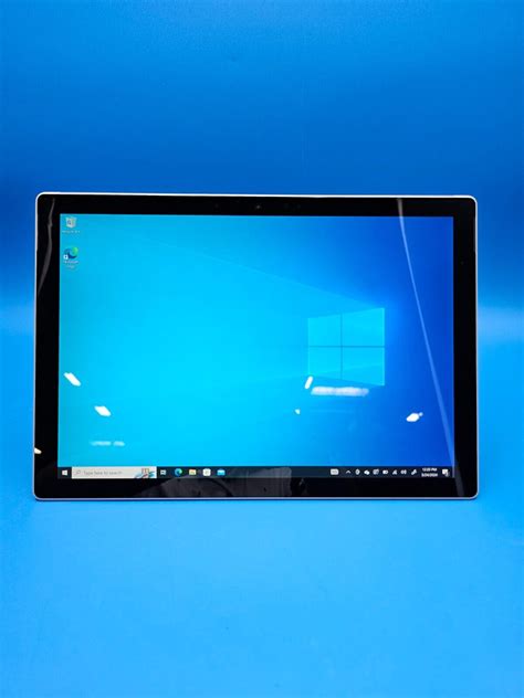 Microsoft 1960 Surface Pro 7 PLUS I5 1135G7 8GB RAM 256GB SSD HOT SPOT