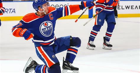 Connor McDavid, by the numbers: How the Oilers superstar is putting up ...