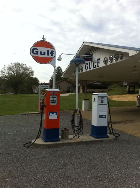 Gulf Station Gas Station Old Gas Stations Service Station